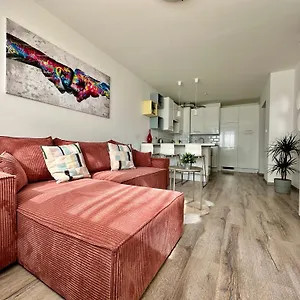 Break - Private Garage, Ac, Balcony Budapesta