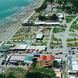 Flat Ergli , Velipojë Albánie