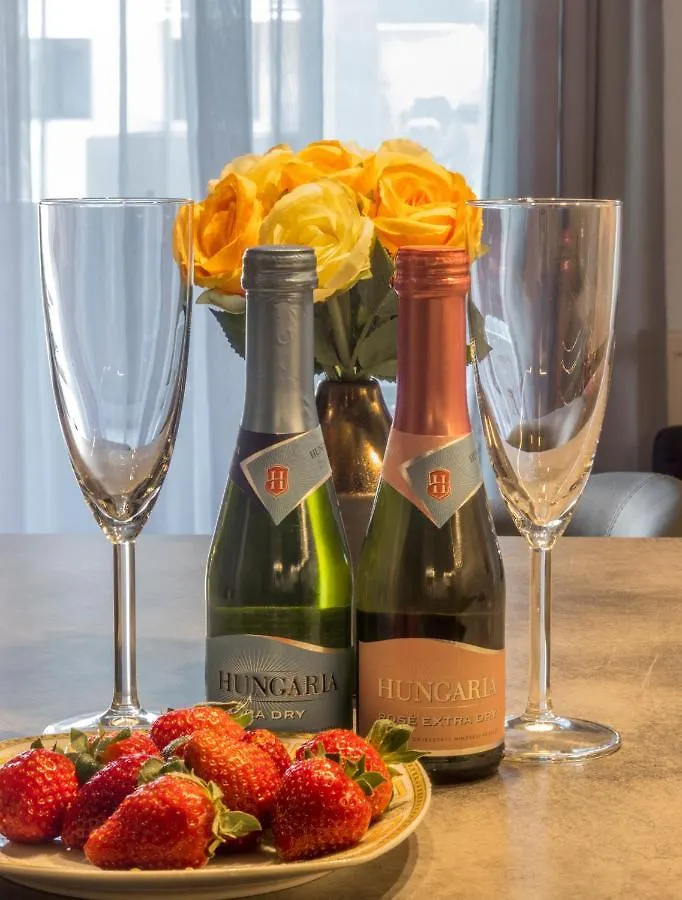 Apartment Bpstyle Prestige Exclusive Luxe Stay Parking Breakfast Budapest